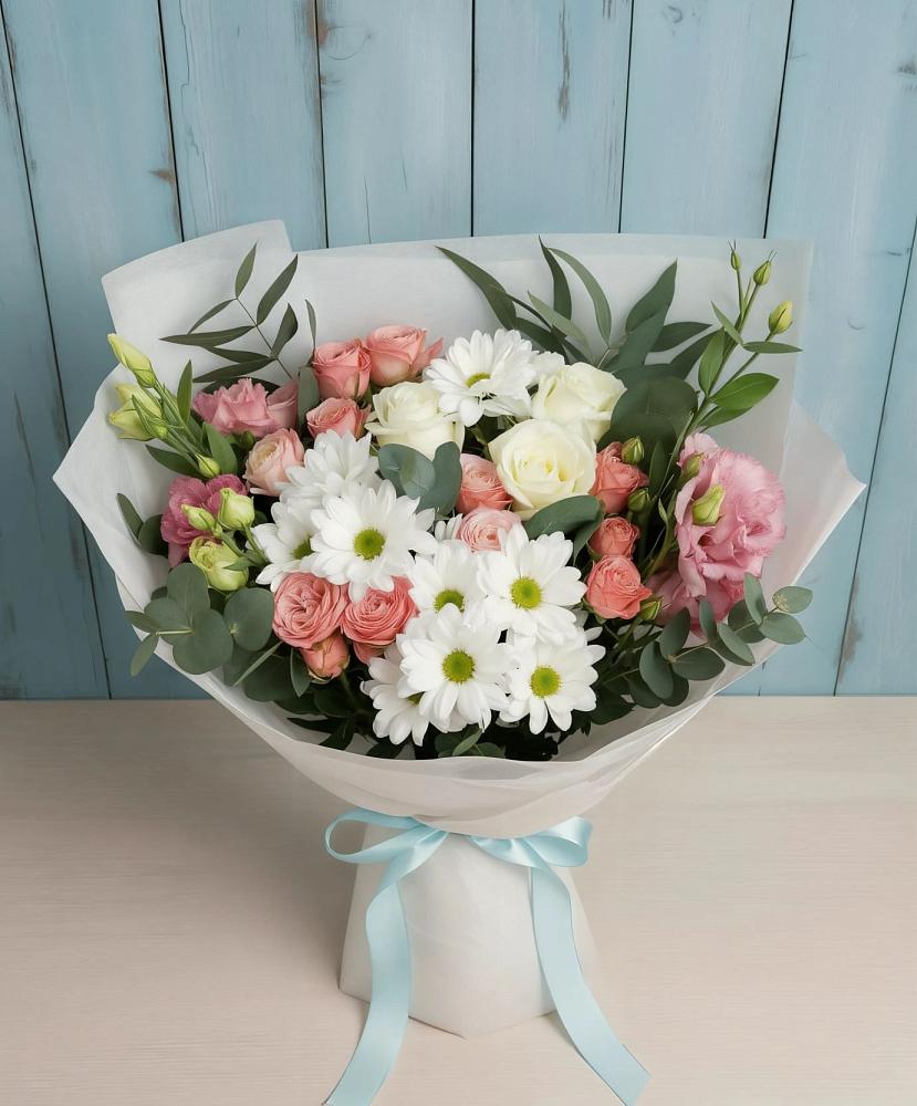 Букет цветов из: Розы, Лизиантусы и Хризантемы в Елизаветинской Ростовской области