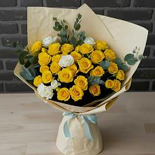 Букет цветов из:  Розы в Елизаветинской Ростовской области