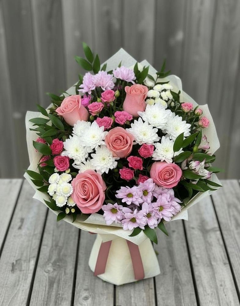 Букет цветов из: Альстромерии, Гвоздики, Розы и Хризантемы в Елизаветинской Ростовской области