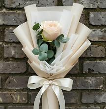 Букет цветов из:  Розы в Елизаветинской Ростовской области