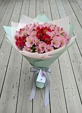 Букет цветов из:  Альстромерии в Елизаветинской Ростовской области