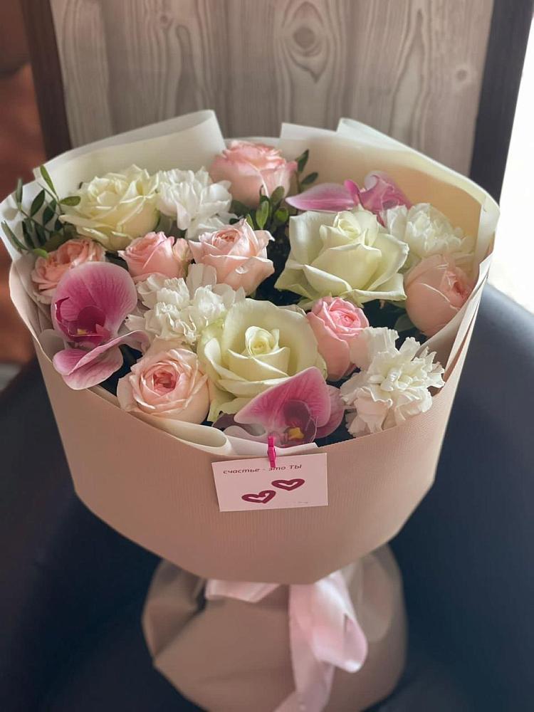 Букет цветов из: Орхидеи, Розы и Гвоздики в Елизаветинской Ростовской области