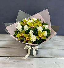 Букет цветов из:  Орхидеи и Розы в Елизаветинской Ростовской области