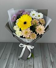 Букет цветов из:  Розы, Герберы и Хризантемы в Елизаветинской Ростовской области