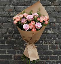 Букет цветов из:  Розы в Елизаветинской Ростовской области