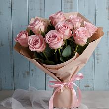 Букет цветов из:  Розы в Елизаветинской Ростовской области