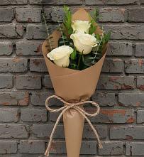 Букет цветов из:  Розы в Елизаветинской Ростовской области