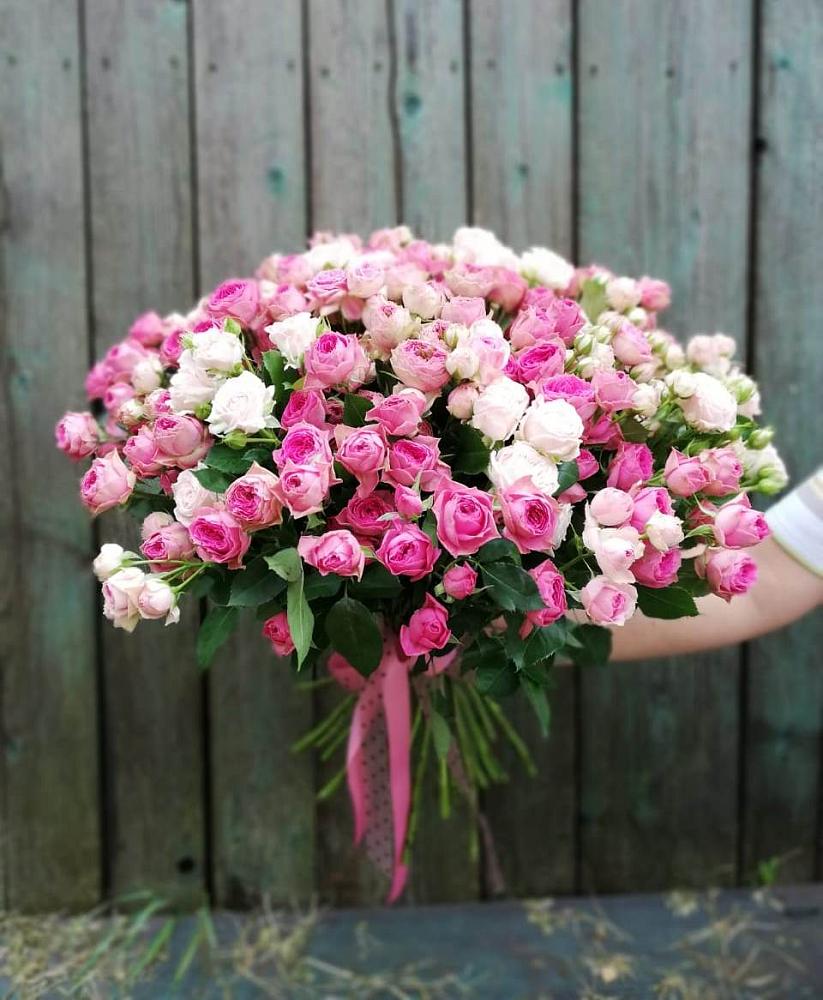 Букет Розовые кустовые розы Натали и Лав Лидия в Елизаветинской Ростовской области