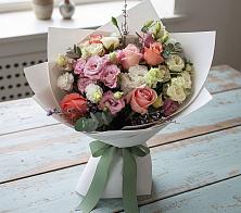 Букет цветов из:  Розы, Лизиантусы и Гвоздики в Елизаветинской Ростовской области