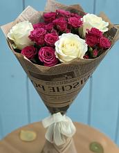 Букет цветов из:  Розы в Елизаветинской Ростовской области
