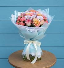 Букет цветов из:  Хризантемы и Розы в Елизаветинской Ростовской области