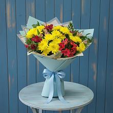 Букет цветов из:  Альстромерии и Хризантемы в Елизаветинской Ростовской области