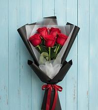 Букет цветов из:  Розы в Елизаветинской Ростовской области