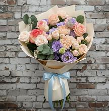 Букет цветов из:  Розы, Лизиантусы и Гвоздики #REPLACE_PRED# Елизаветинской Ростовской области