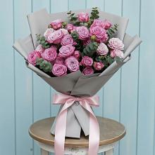 Букет цветов из:  Розы #REPLACE_PRED# Елизаветинской Ростовской области